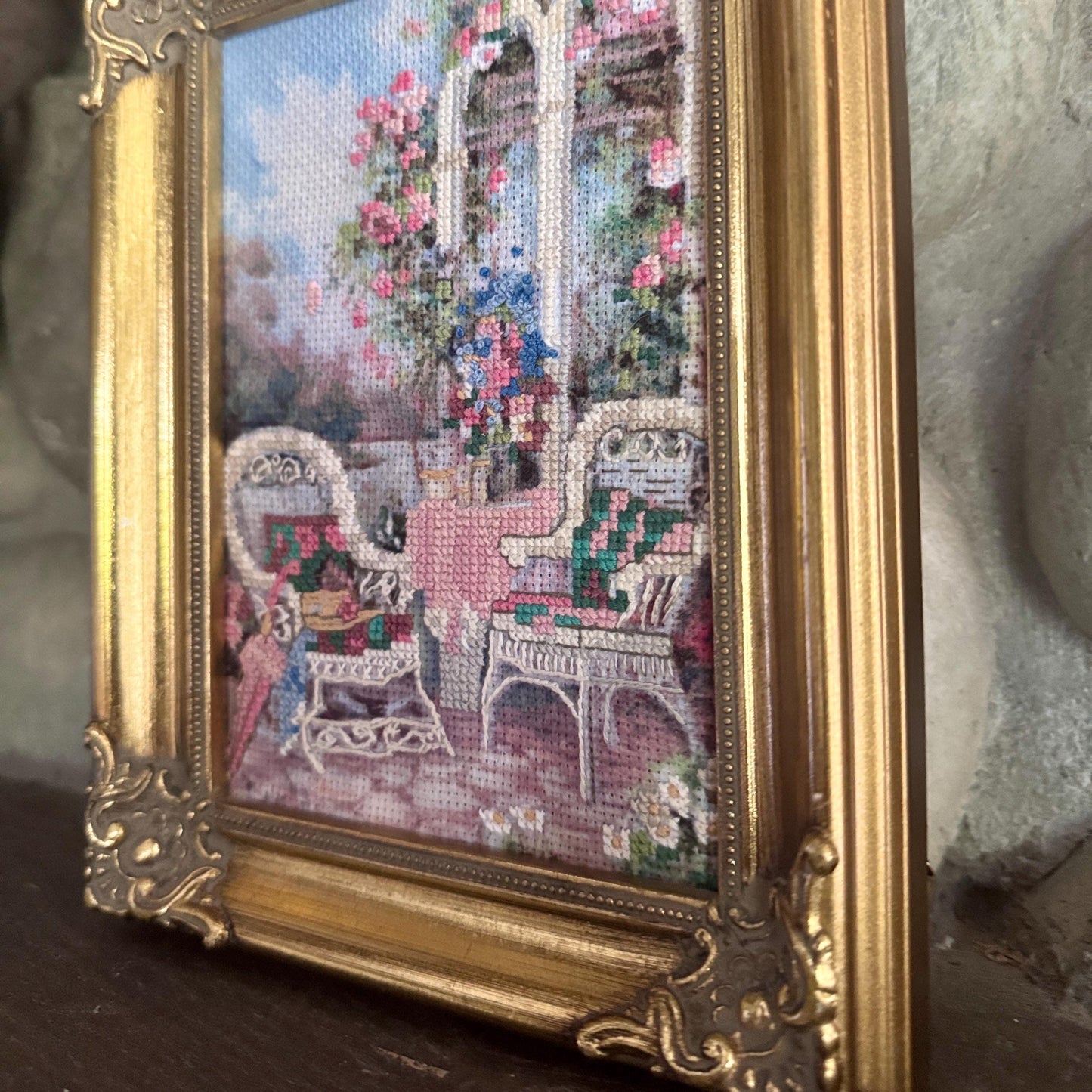 Vintage Needlepoint Crewel Framed Hand-Embroidered Floral Art Needlepoint in Ornate Gold Tone Frame
