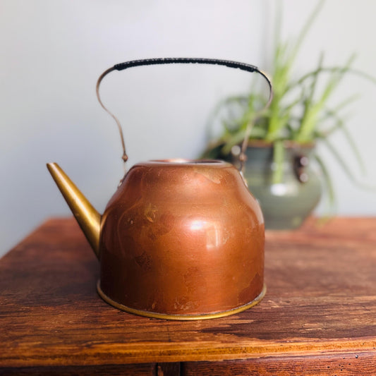 Vintage Dutch Copper Kettle | Made in Holland | Rustic Farmhouse Kitchen Decor