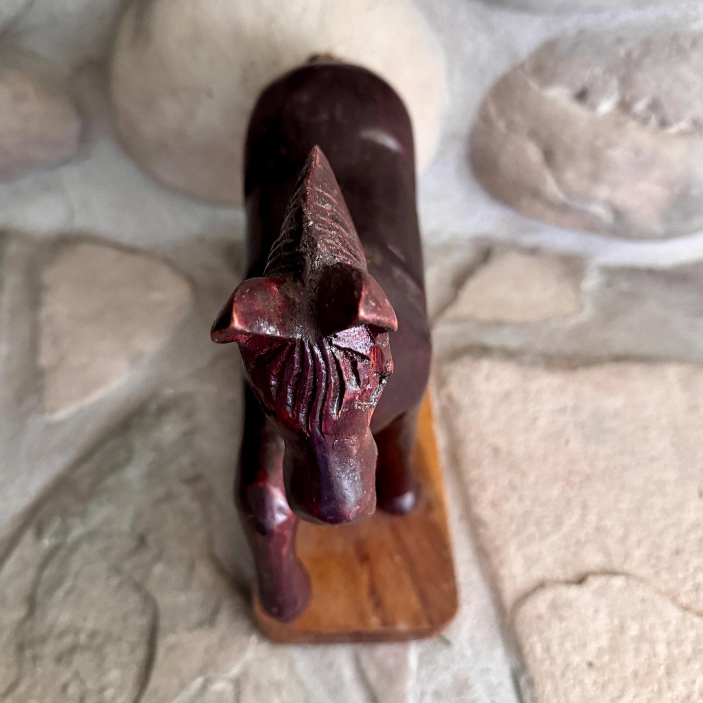 Hand-Carved Wooden Dressage Piaffe Horse Statue – Roatán, Honduras Folk Art – Equestrian Décor