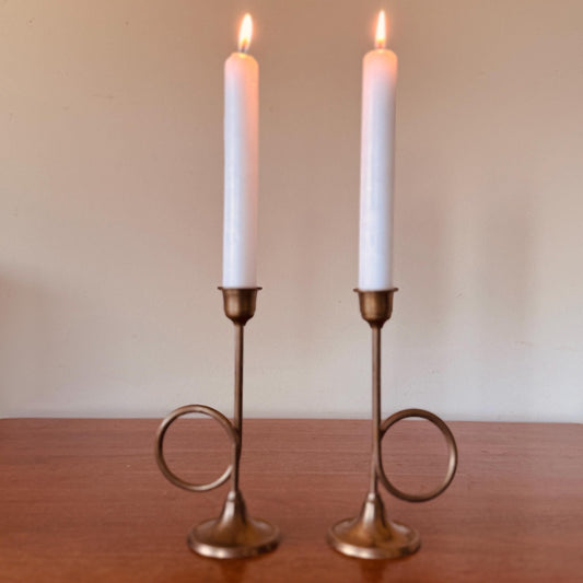 Pair of Mid-Century Modern Brass Trumpet Loop Candlesticks – 7.5” Sculptural Taper Holders